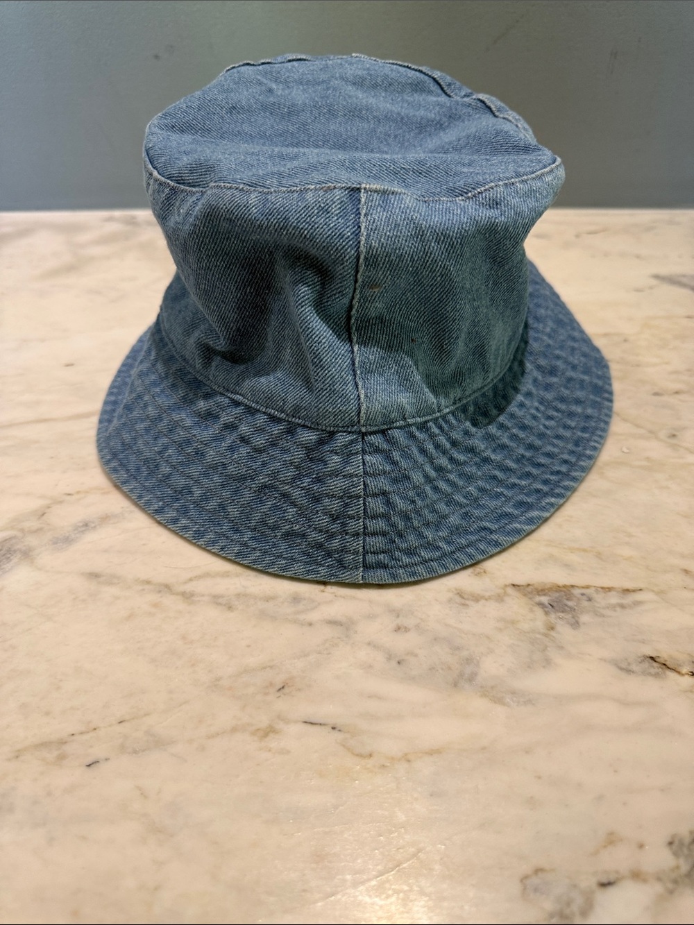 Gap Light Denim Bucket Hat, size M/L - Picture 5 of 5